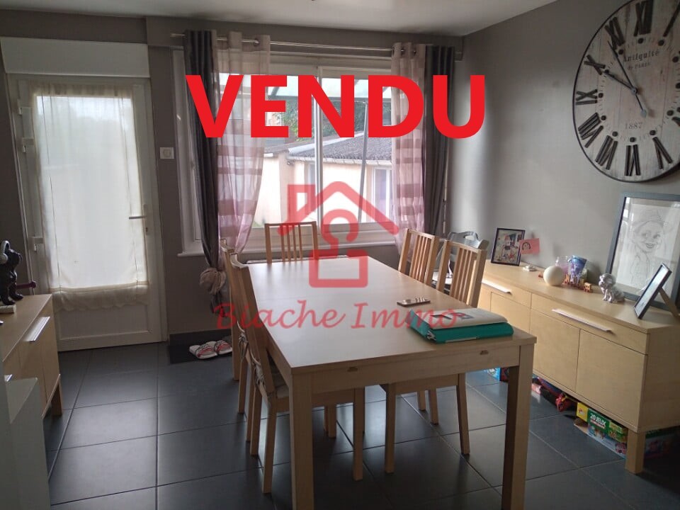 VENDUE – BIACHE ST VAAST – Maison de résidence – 3 chambres
